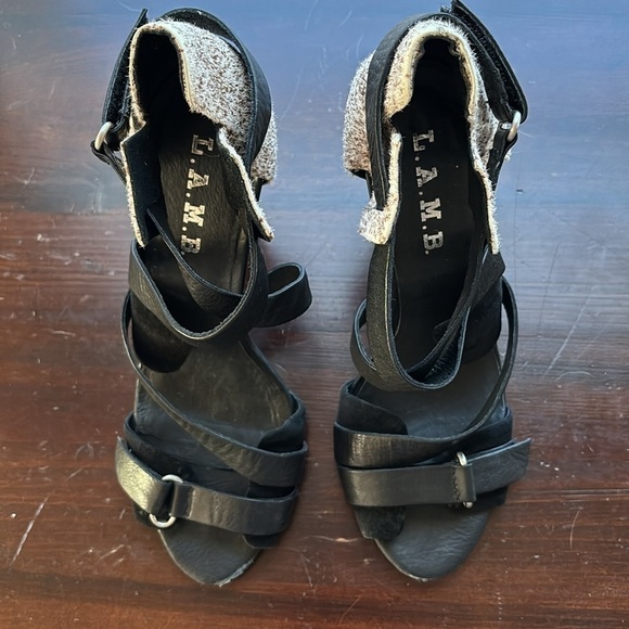 L.A.M.B. Gwen Stefani Korry Black Leather Brown Calf Hair Strappy Heels Size 6.5 - Picture 9 of 11